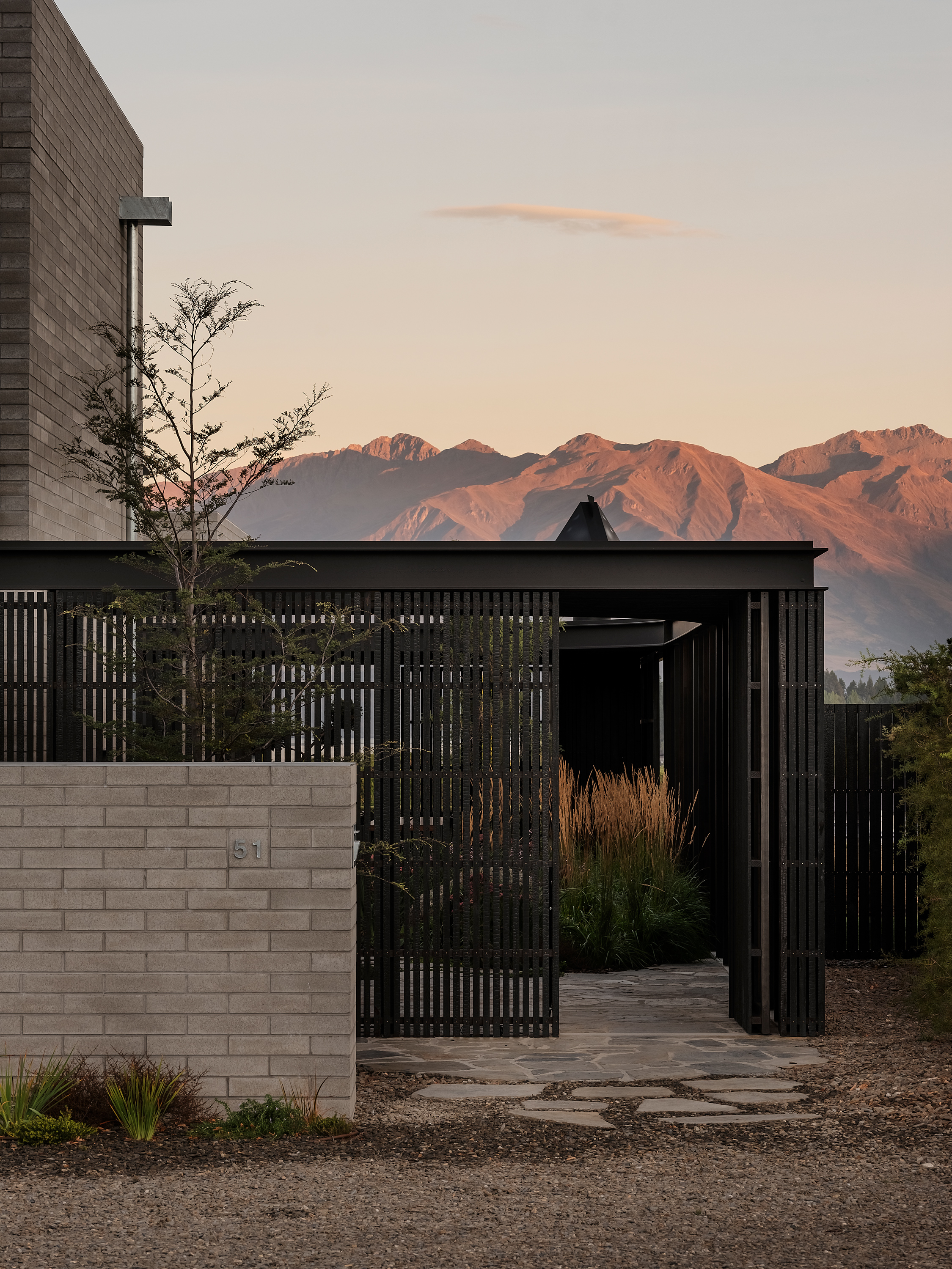 Wanaka RTA SKI House Timber screening